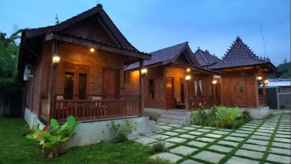 Omah Teras Bata Guesthouse