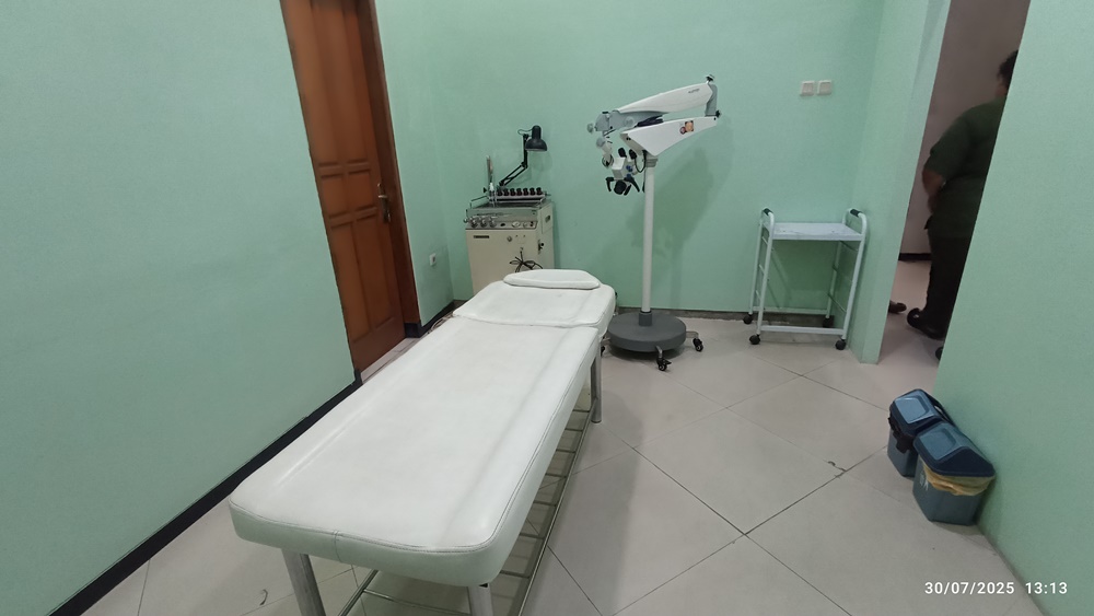 ruang operasi kecil