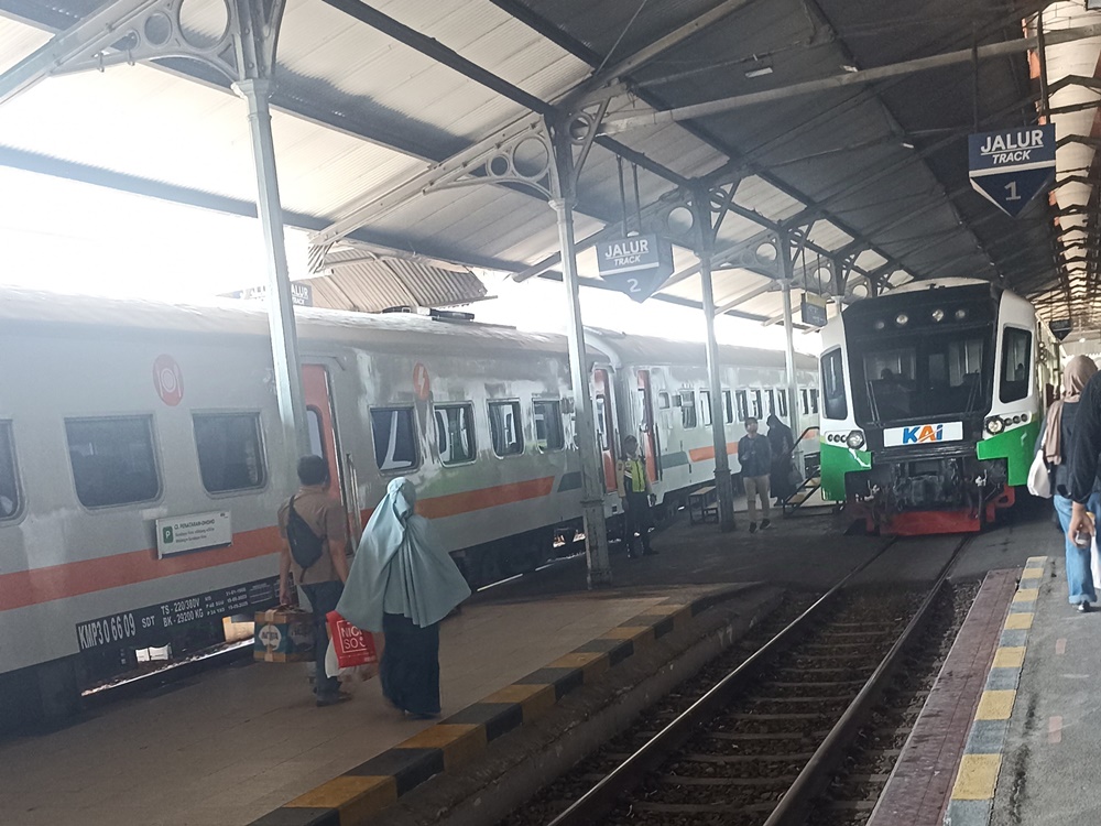 gerbong kereta api