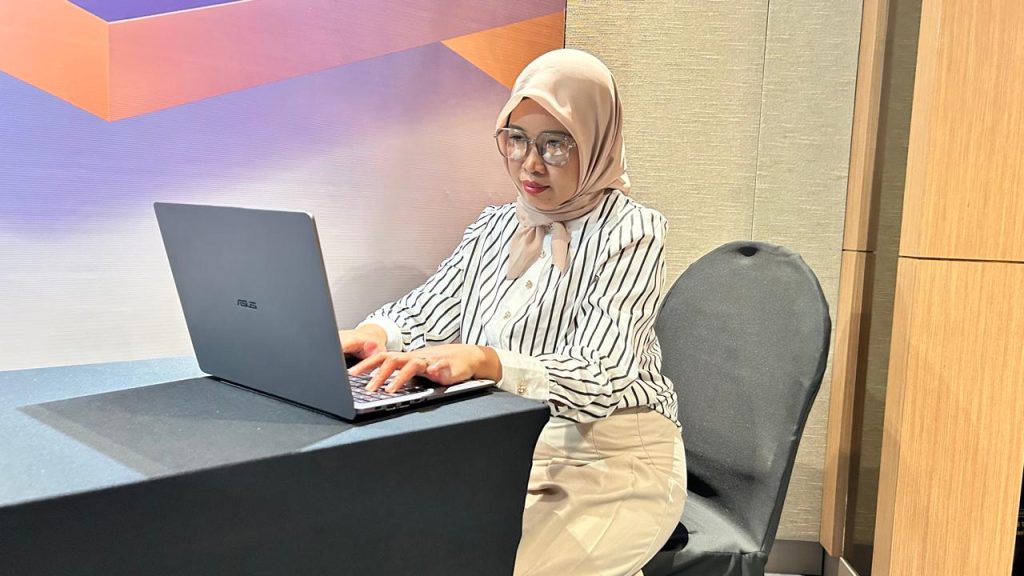 kerja bersama Asus